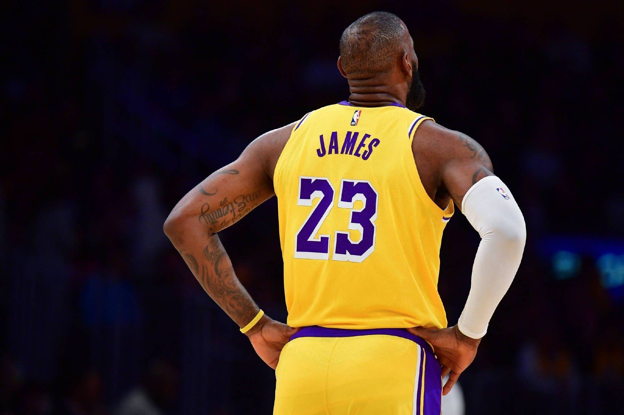 伊万回击质疑：上任前亚洲杯0球 我1年换血招15人 垫底因对手太强