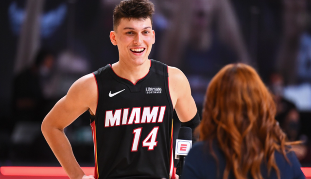 仅一夜，NBA传来4大消息，涵盖球星伤病、续约谈判、交易流言以及核心球员留队表态