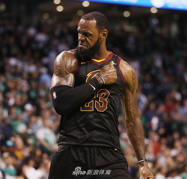 这队太团队了，每个人都能站出来