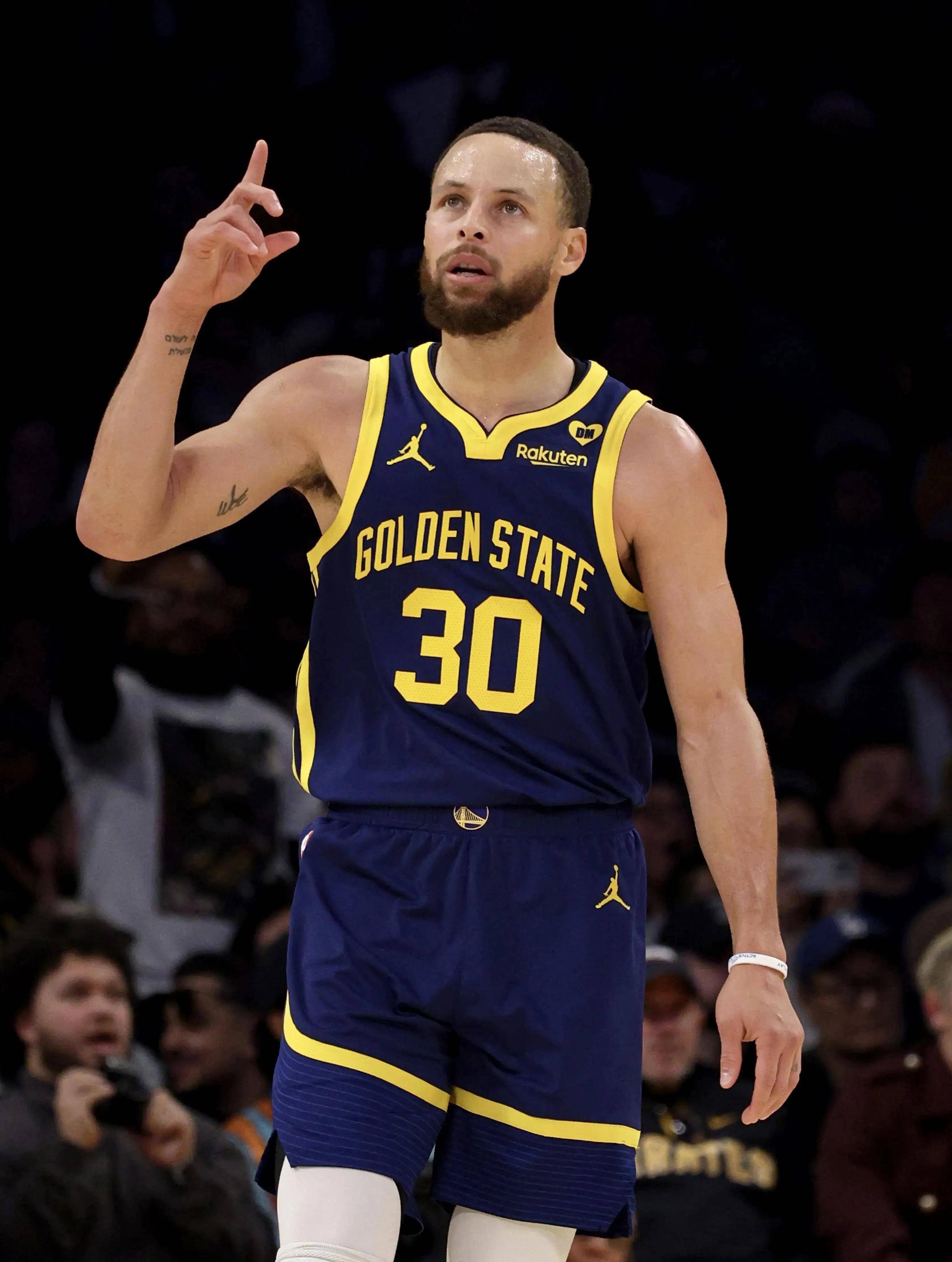 [德甲]迪亚斯破门凯恩建功 拜仁客场4-0大胜海登海姆