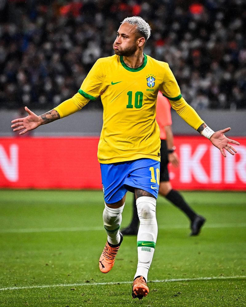 假期加练！每体：德容等四人在巴萨假期加练，教练组对此赞赏